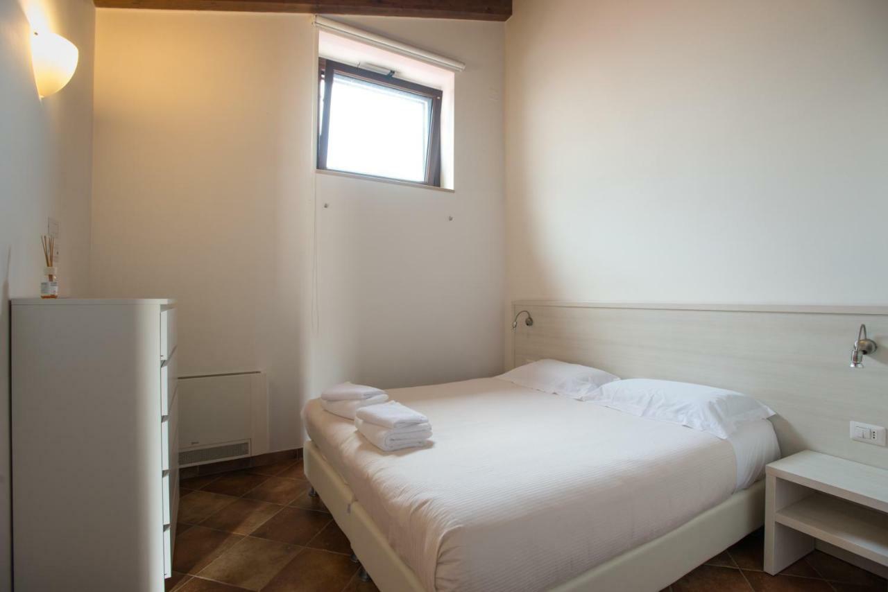 Tenute D'Onghia Gioia Del Colle Extérieur photo